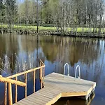 Raistiko Talu- Farmhouse, Off-grid And Lantgård