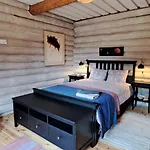 Raistiko Talu- Farmhouse, Off-grid And Lantgård *