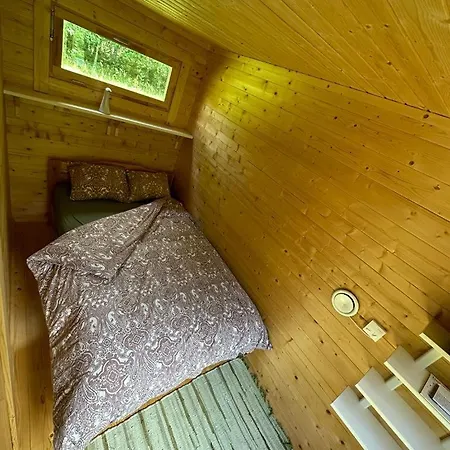 Raistiko Talu- Farmhouse, Off-grid And Séjour à la ferme *