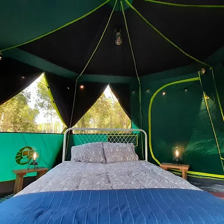 Raistiko Talu- Farmhouse, Off-grid And * Punakula