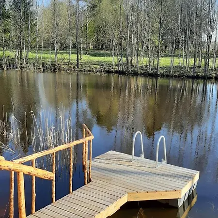 Raistiko Talu- Farmhouse, Off-grid And Séjour à la ferme