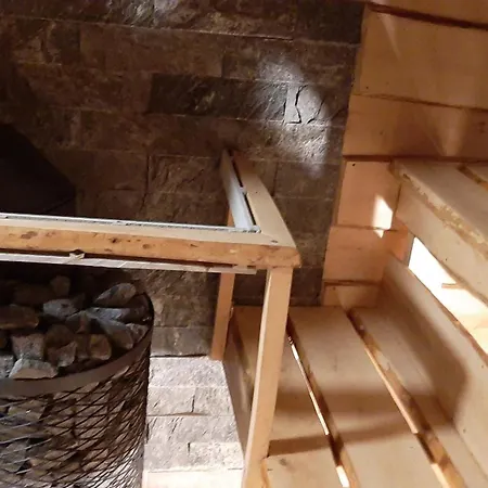 Séjour à la ferme Raistiko Talu- Farmhouse, Off-grid And