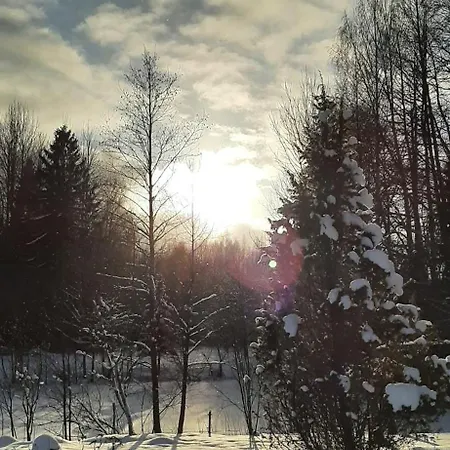 Raistiko Talu- Farmhouse, Off-grid And Smještaj na farmi