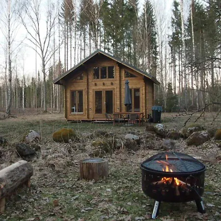 Raistiko Talu- Farmhouse, Off-grid And Punakula