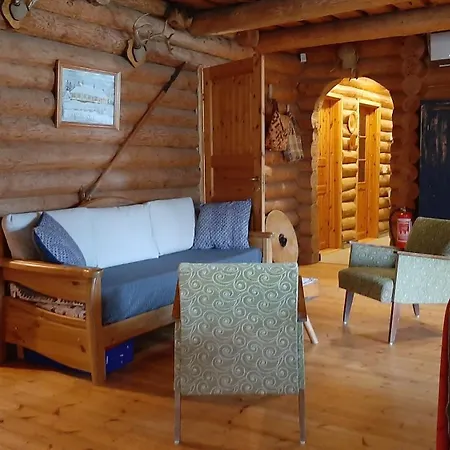 Raistiko Talu- Farmhouse, Off-grid And Punakula