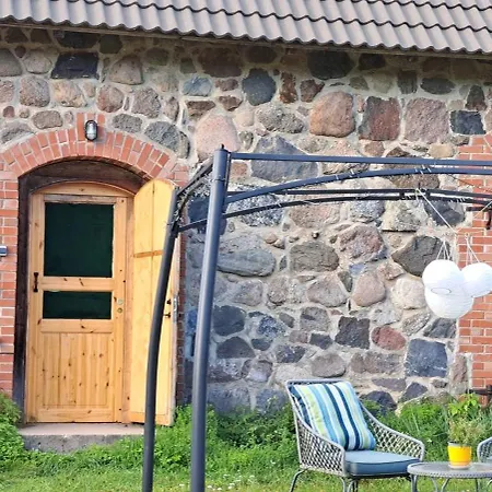 Raistiko Talu- Farmhouse, Off-grid And Punakula