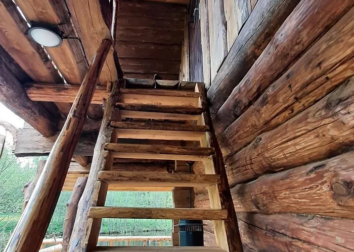 Raistiko Talu- Farmhouse, Off-grid And Punakula