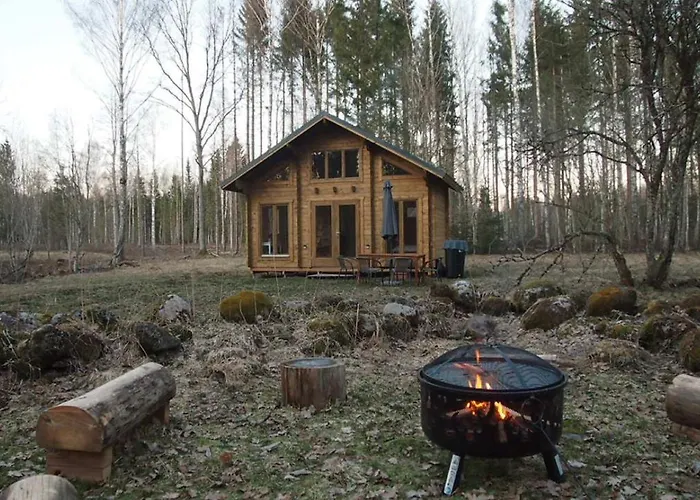 Raistiko Talu- Farmhouse, Off-grid And Punakula
