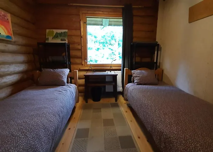 Raistiko Talu- Farmhouse, Off-grid And Alloggio per agriturismo