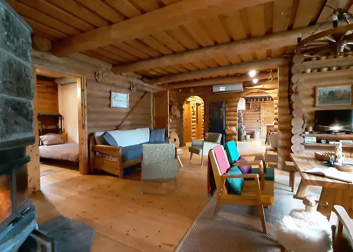 Raistiko Talu- Farmhouse, Off-grid And Farm stay Punakula